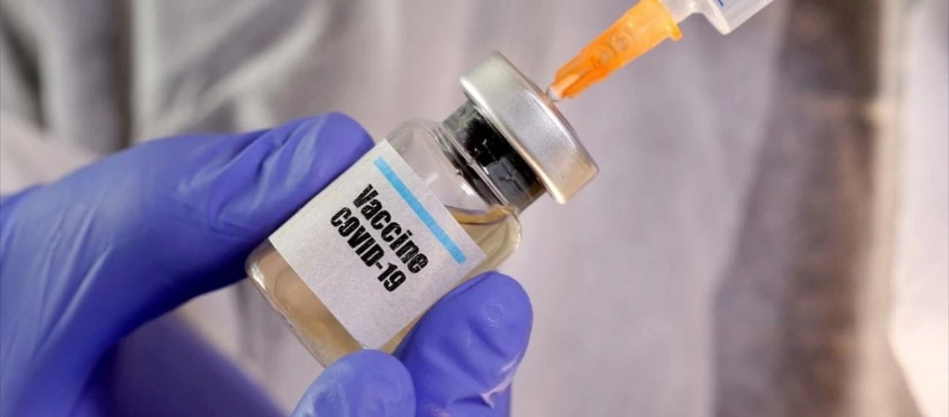 Γ.Σακελλίων: «Οι παρενέργειες από το εμβόλιο είναι αστείες σε σχέση με το να διασωληνωθείς»